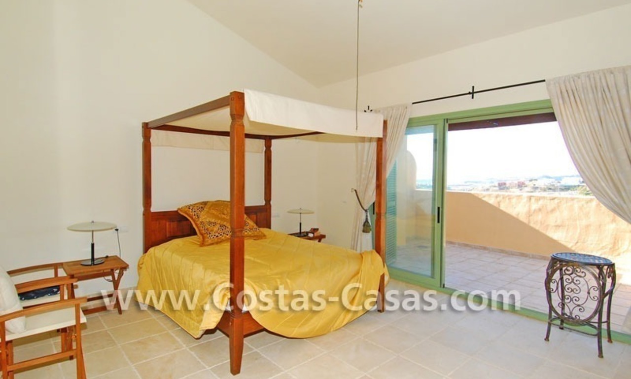 Luxury golf penthouse apartment for sale in a golf resort, Benahavis - Marbella 15