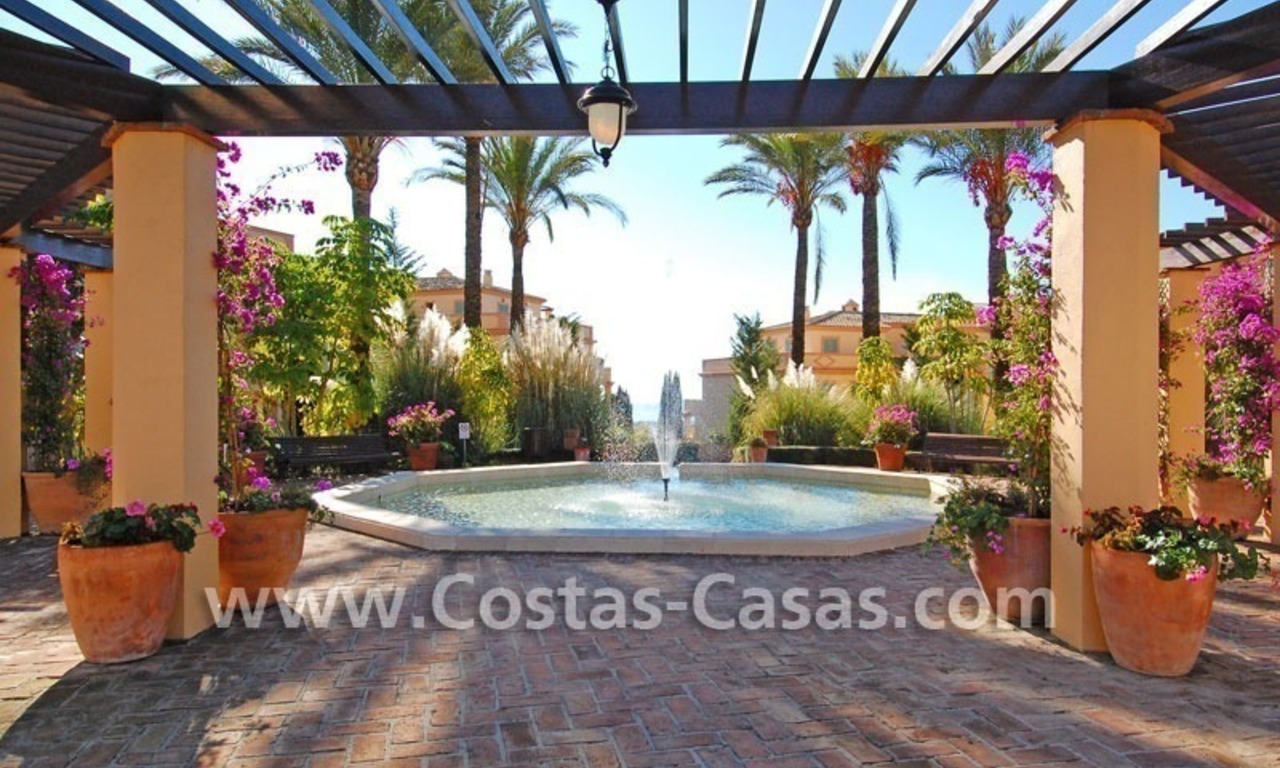 Luxury golf penthouse apartment for sale in a golf resort, Benahavis - Marbella 8
