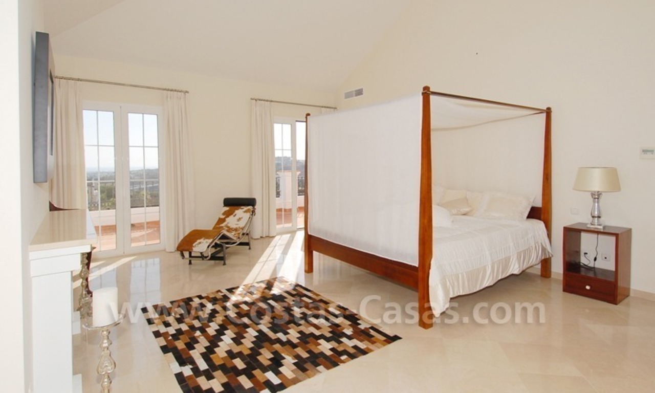 New villa for sale in gated community - Marbella - Benahavis 24