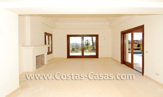 Cozy luxury villa to buy in a gated resort, Benahavis – Estepona - Marbella 7
