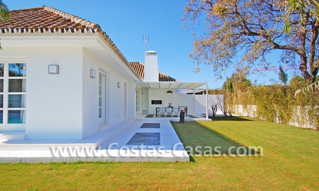 Completely renovated modern andalusian villa close to the beach for sale in Marbella 7