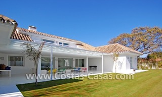 Completely renovated modern andalusian villa close to the beach for sale in Marbella 9
