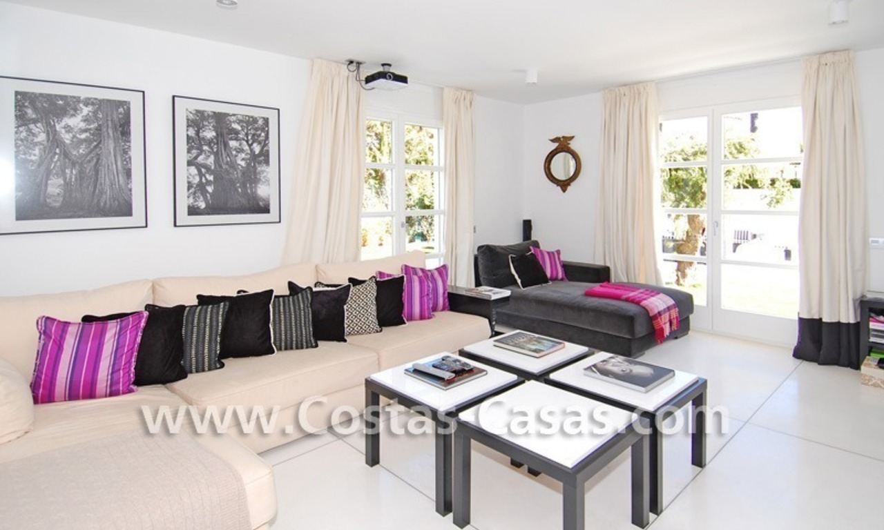 Completely renovated modern andalusian villa close to the beach for sale in Marbella 14
