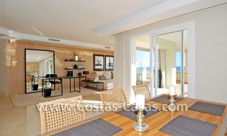Luxury front line beach apartment for sale in an exclusive beachfront complex, New Golden Mile, Marbella - Estepona 11