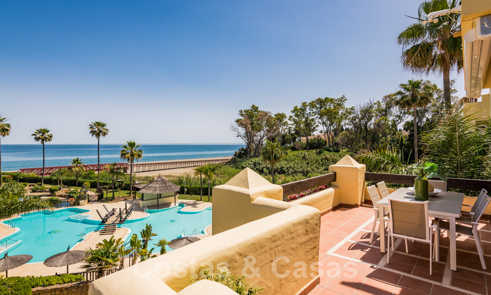 Luxury penthouses and apartments for sale, first line beach complex, New Golden Mile, Marbella - Estepona 795157