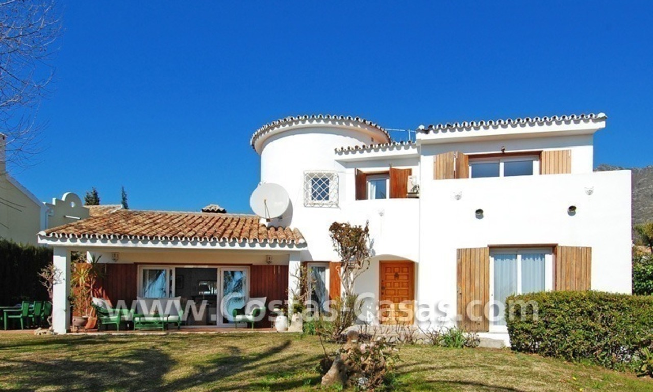 Bargain Andalusian style villa to buy on the Golden Mile in Marbella 1