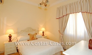 Bargain villa to buy in Marbella Estepona 23