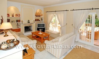 Bargain villa to buy in Marbella Estepona 16