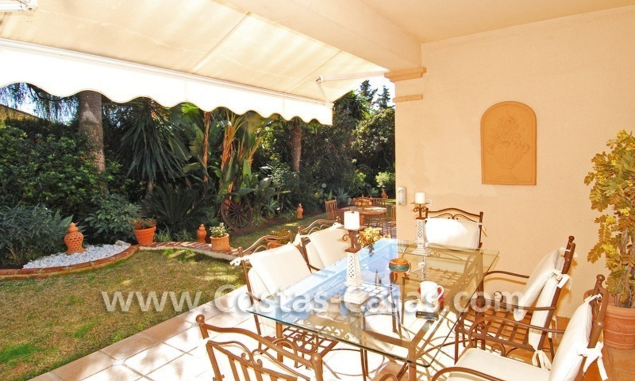Bargain villa to buy in Marbella Estepona 13