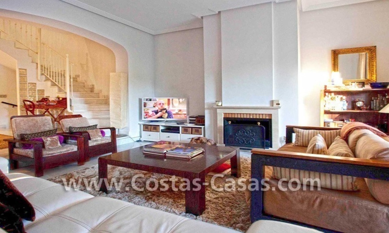 Cozy and trendy townhouse to buy on the Golden Mile in Marbella 13