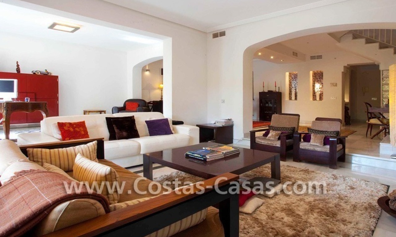Cozy and trendy townhouse to buy on the Golden Mile in Marbella 12