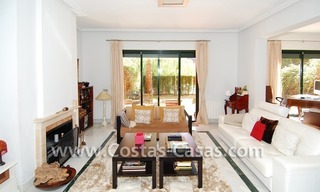 Cozy and trendy townhouse to buy on the Golden Mile in Marbella 11