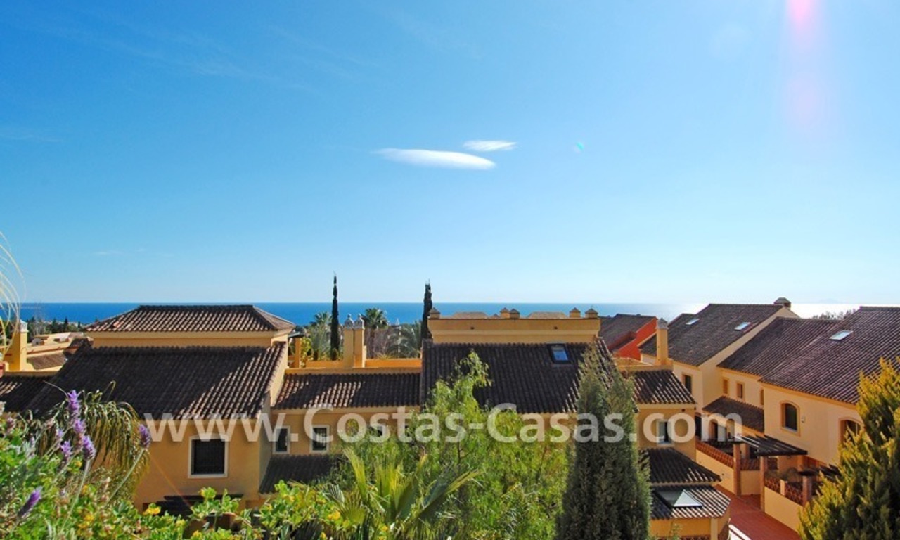 Cozy and trendy townhouse to buy on the Golden Mile in Marbella 5