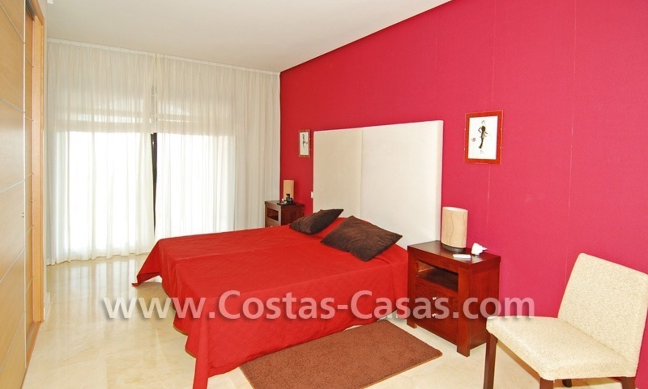 Bargain! Luxury golf apartment for sale in Nueva Andalucia – Marbella 9