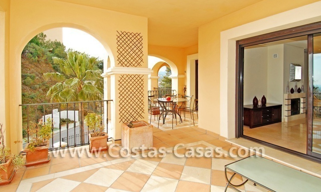 Bargain! Luxury golf apartment for sale in Nueva Andalucia – Marbella 1