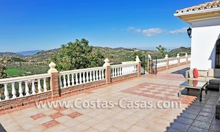 Villa – Finca - Country property for sale in Monda on the Costa del Sol, Andalusia, Southern Spain 10