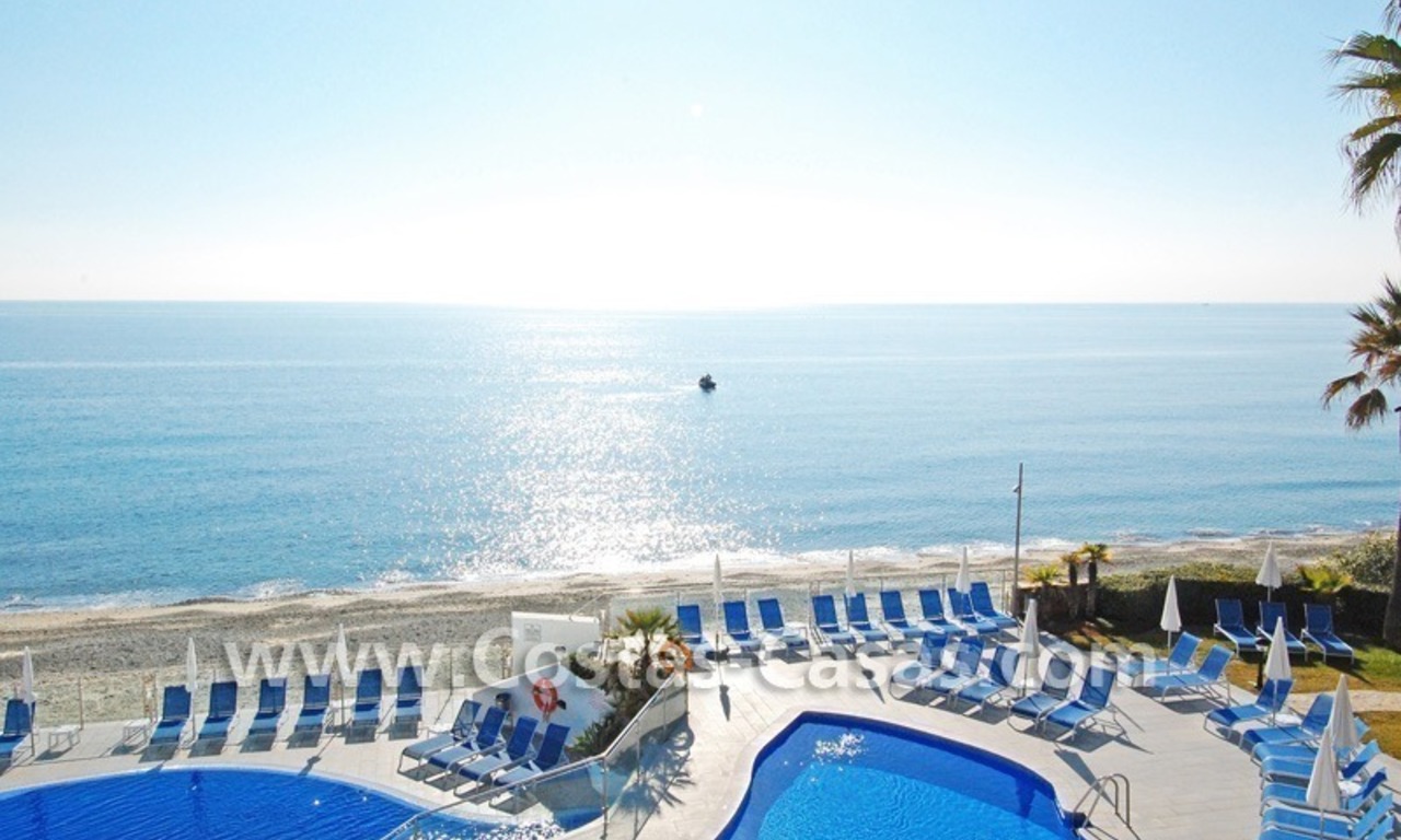 Frontline beach detached villa for sale on gated beachfront complex, Marbella - Estepona 2