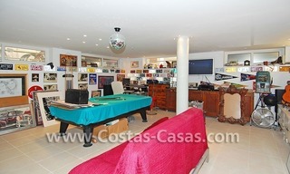 Bargain modern styled villa nearby the beach for sale in Marbella 17