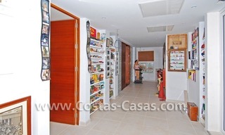 Bargain modern styled villa nearby the beach for sale in Marbella 18