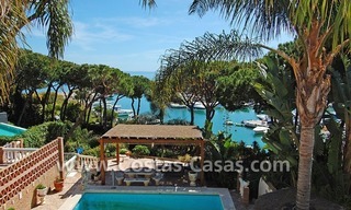 Front line marina villa for sale in Marbella 1