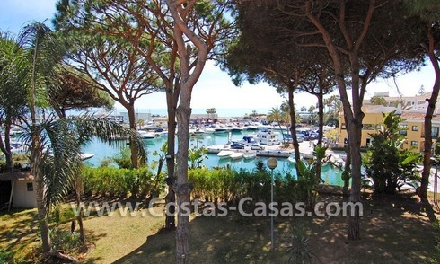 Front line marina villa for sale in Marbella 