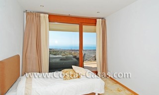 Modern style luxury apartment for sale in Marbella 11