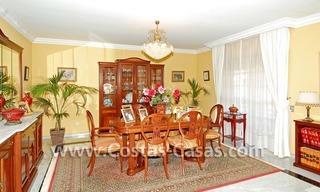 Urgent sale! Andalusian styled villa to buy in Nueva Andalucia - Marbella 12