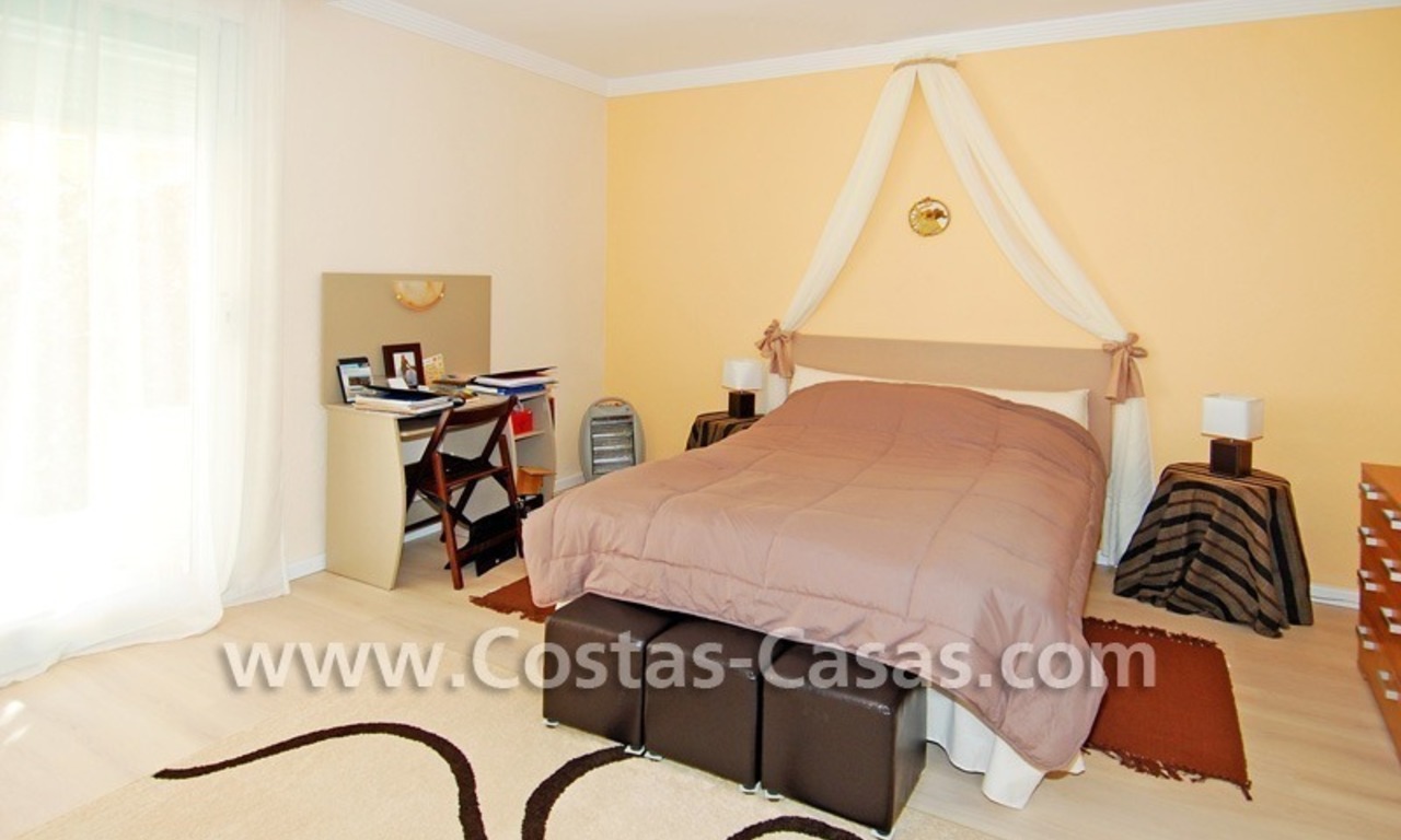 Cozy golf townhouse for sale in East Marbella 12