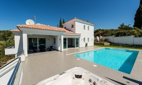 Modern style luxury villa for sale in Marbella 