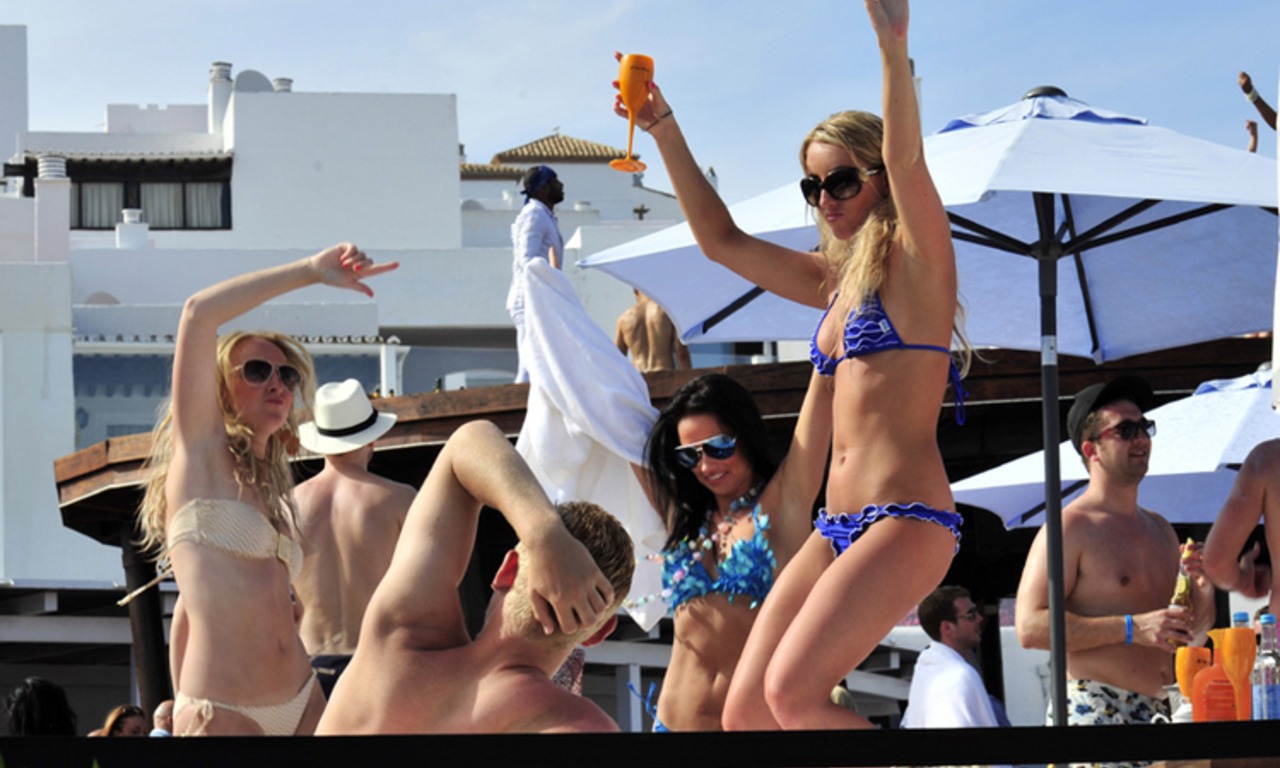 Champagne party May in Ocean Club Marbella 3