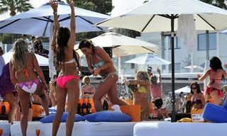Champagne party May in Ocean Club Marbella 1
