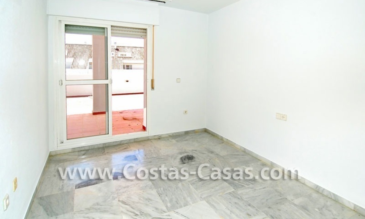 Bargain apartment to buy in Nueva Andalucía, Marbella 5