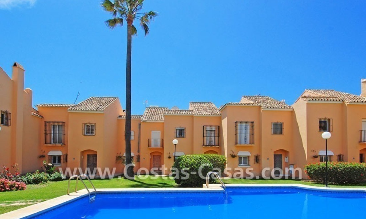 Beachfront townhouse for sale in Marbella 7