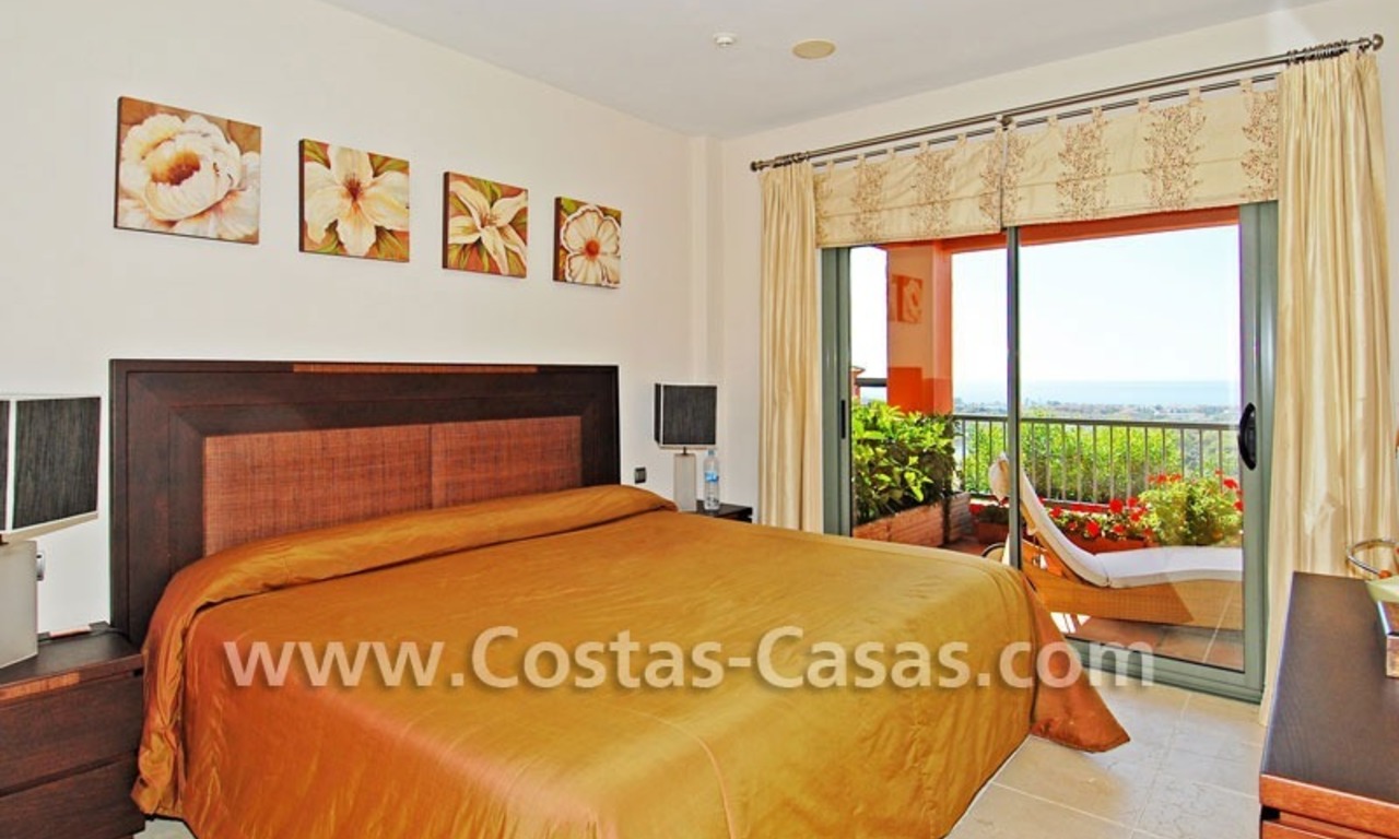 Bargain luxury golf apartment for sale, golf resort, Marbella – Benahavis – Estepona 8