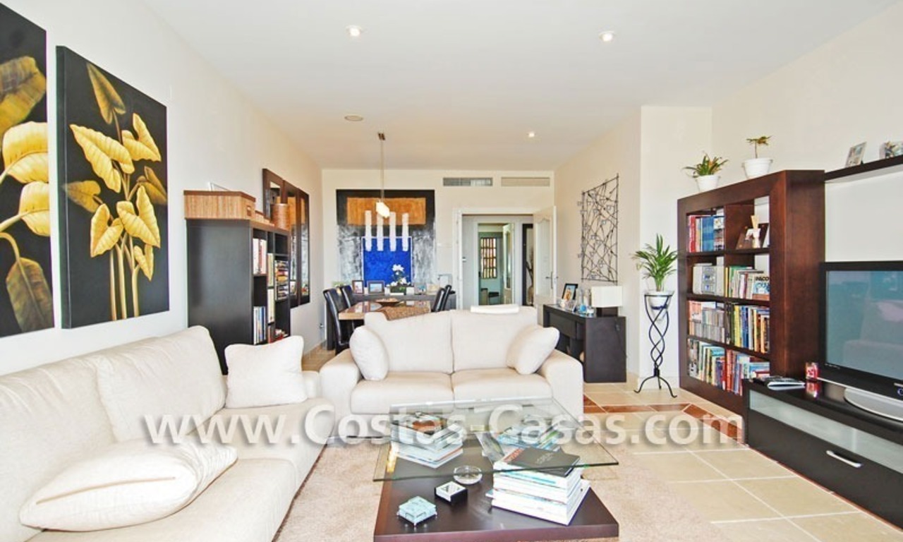 Bargain luxury golf apartment for sale, golf resort, Marbella – Benahavis – Estepona 4