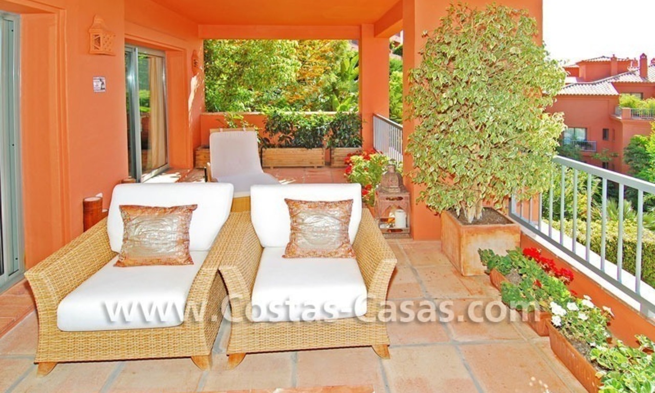Bargain luxury golf apartment for sale, golf resort, Marbella – Benahavis – Estepona 3