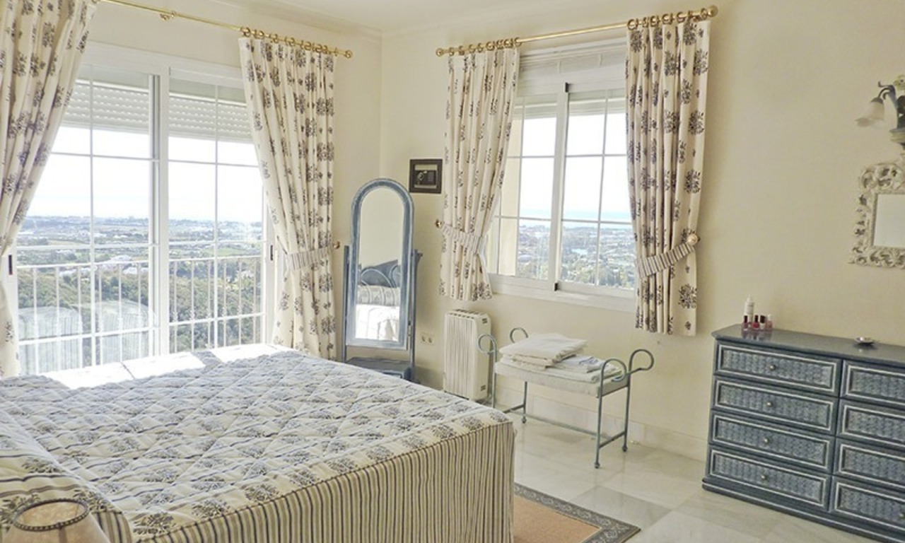 Luxury apartment for sale in the area of Marbella – Benahavis 8