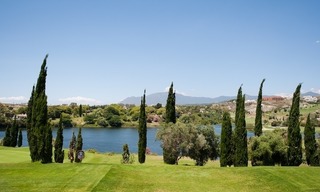 Large luxury apartment for sale on golf resort in the area of Marbella – Benahavis – Estepona 2
