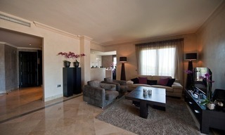 Large luxury apartment for sale on golf resort in the area of Marbella – Benahavis – Estepona 12