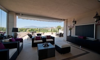 Large luxury apartment for sale on golf resort in the area of Marbella – Benahavis – Estepona 9