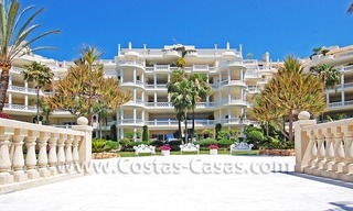 Exclusive frontline beach apartment for sale, Estepona - Marbella 3