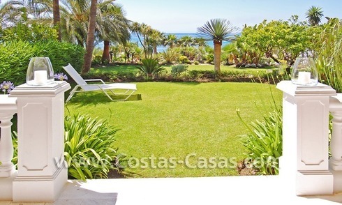 Exclusive beachfront apartment for sale, New Golden Mile, Marbella - Estepona 