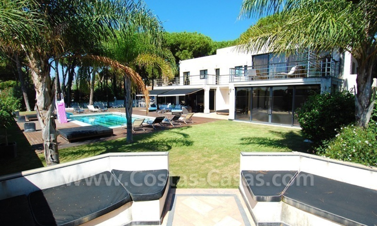Modern style front line beach villa for holiday rent in Marbella 6