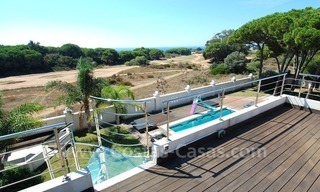 Modern style front line beach villa for holiday rent in Marbella 8