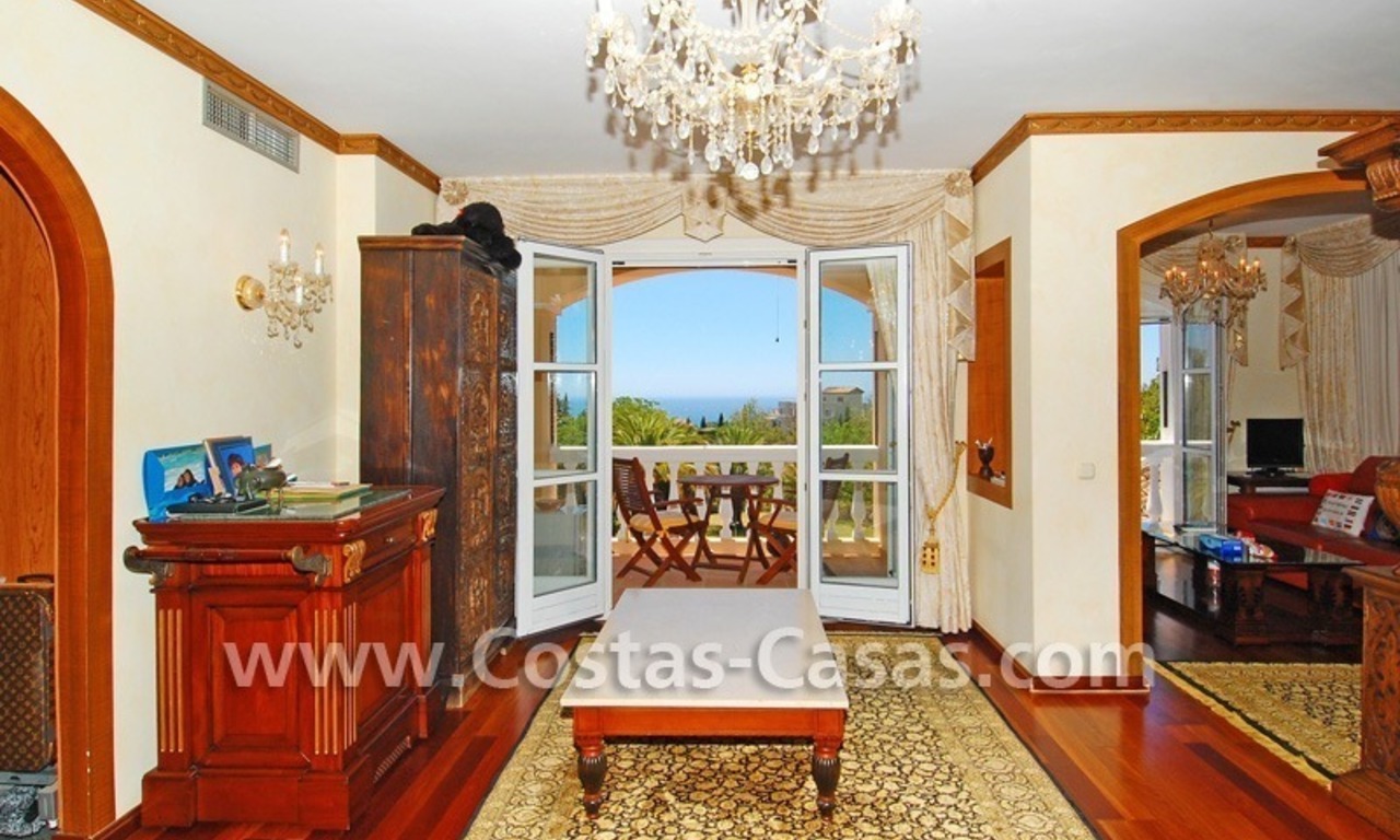 Majestic luxury villa for Sale in Camojan, Marbella 21