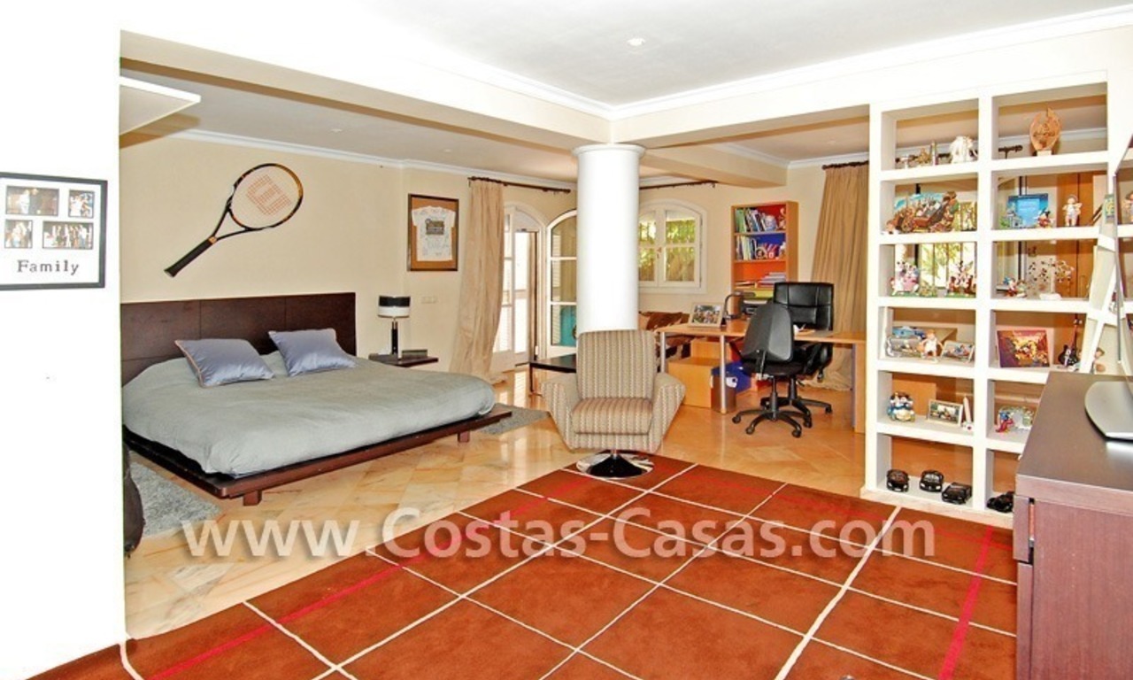 Majestic luxury villa for Sale in Camojan, Marbella 30