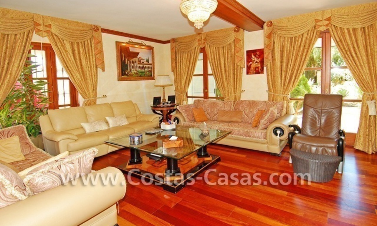 Majestic luxury villa for Sale in Camojan, Marbella 17