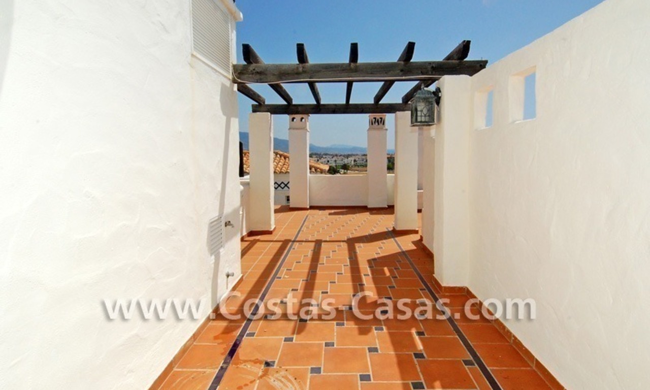 4-bedroomed penthouse apartment for sale on the beachfront complex in Marbella 7