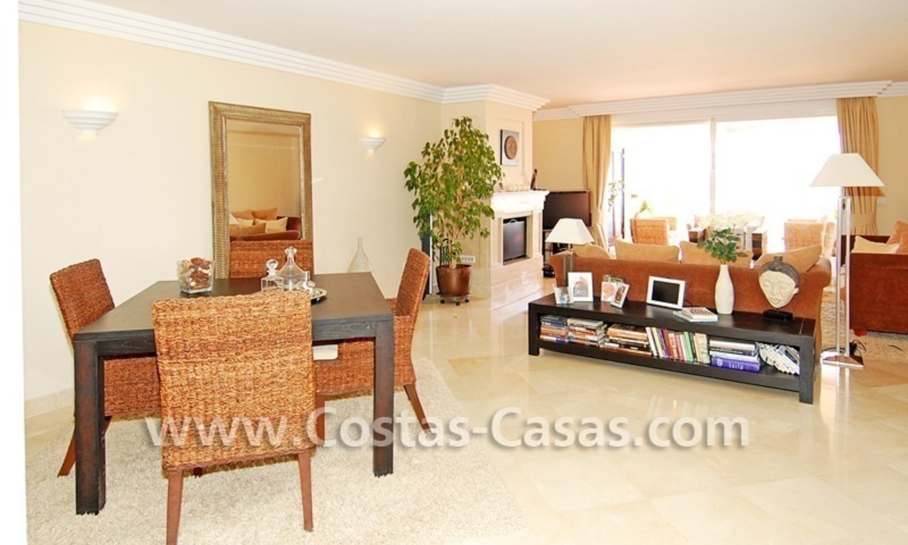 Large luxury apartment for sale in Nueva Andalucia – Marbella 8