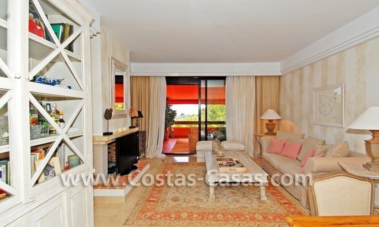 Holiday rental Marbella: Mediterranean styled apartment in Benahavis 5